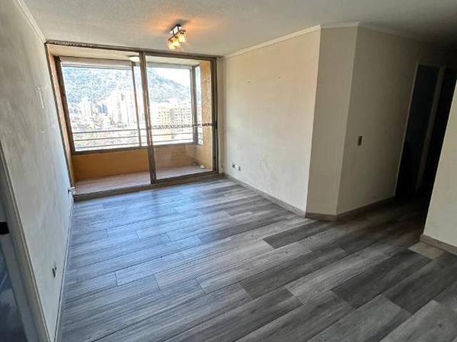 Arriendo departamento excelente ubicación