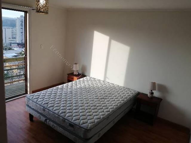 Arriendo departamento interior