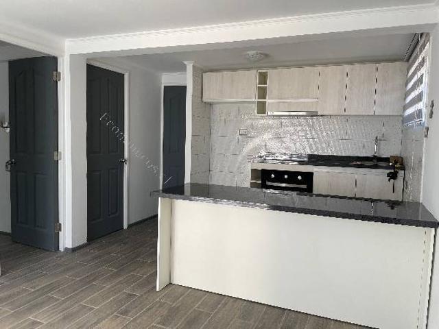 Arriendo departamento interior
