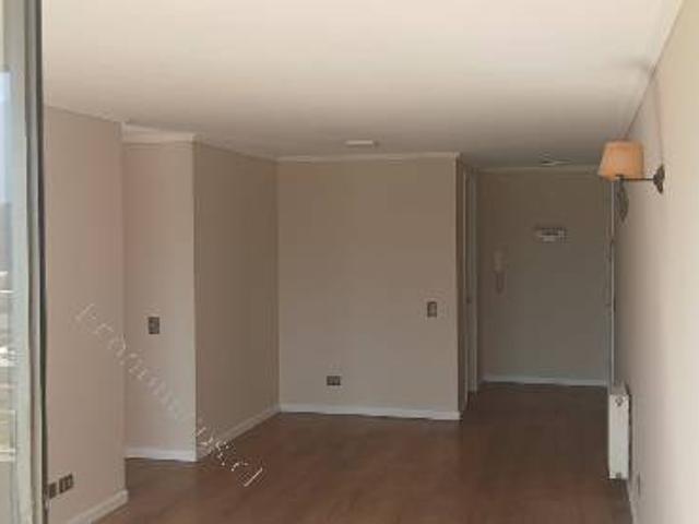 Arriendo Departamento metro Vicente Valdes