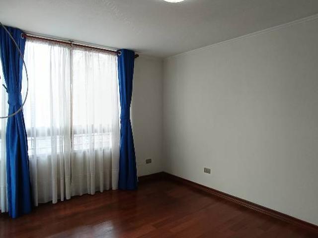 Arriendo departamento sin estacionamiento, sin bodega