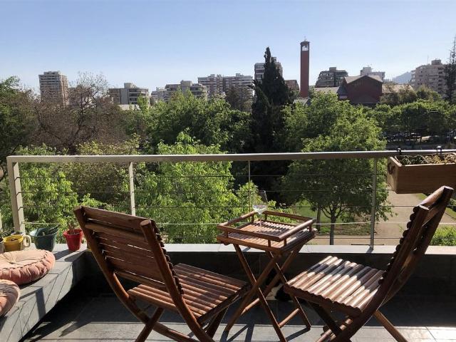 Arriendo Departamento Providencia Plaza Las Lilas Loreto Causiño