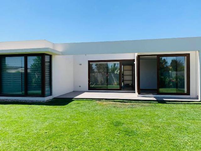 Arriendo disponible Santa Elena
