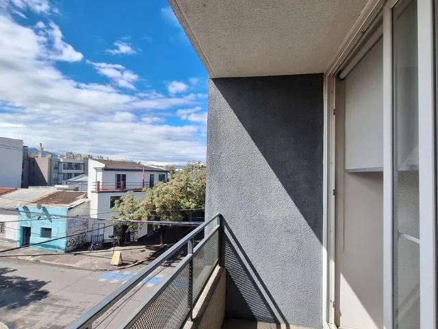 Arriendo dp 1d 1b terraza vista despejada stgo metro cumming
