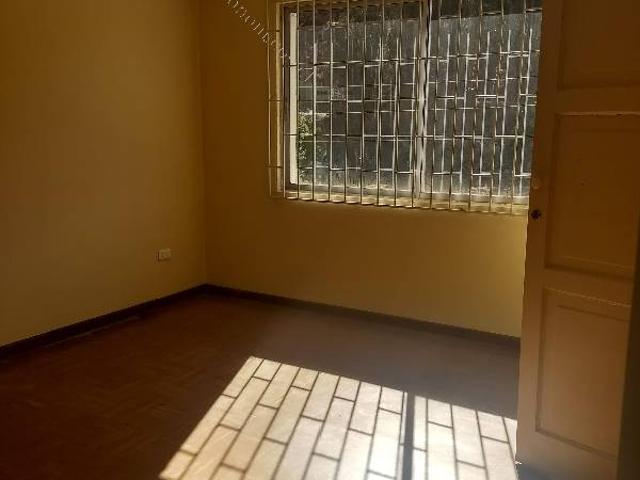 Arriendo Dpto.1er piso.amplio soleado, 3D,1B, patio bodega