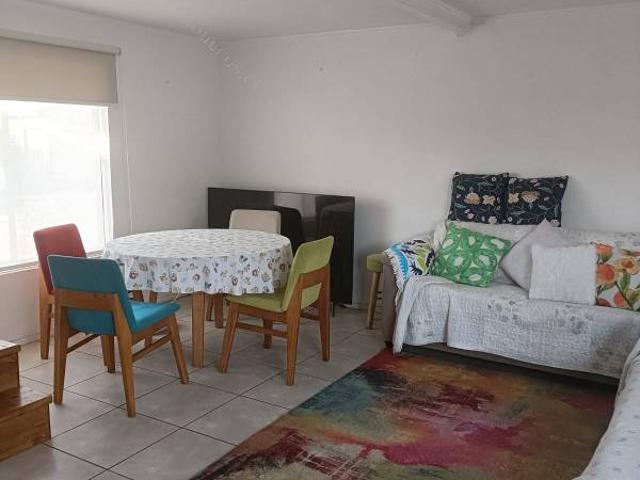 ARRIENDO EN CODEGUA, CASA 2 PISOS