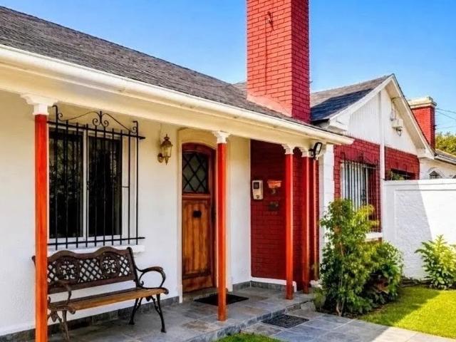 Arriendo En Las Condes 4 Dorm + Oficina O Taller Ind