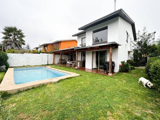 Arriendo espectacular casa en Curauma ¡De lujo!