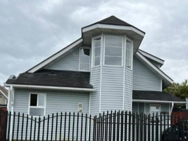 Arriendo excelente casa