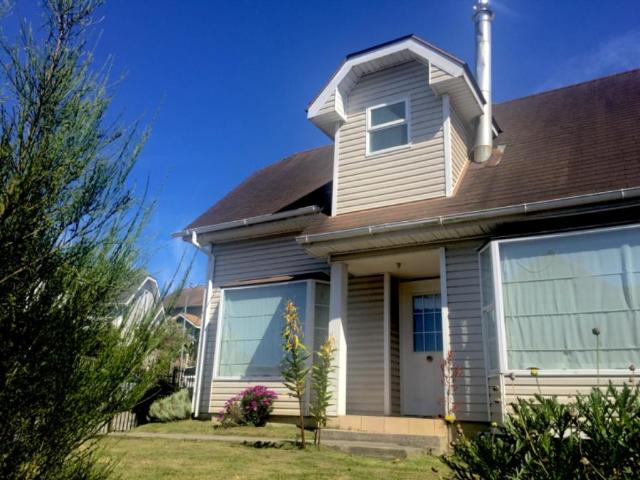 ARRIENDO EXCELENTE CASA CENTRAL PUERTO VARAS