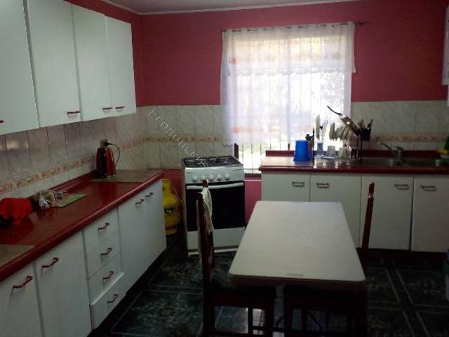 ARRIENDO EXCELENTE CASA SOLIDA 240/1000 5D 2B PUTAENDO