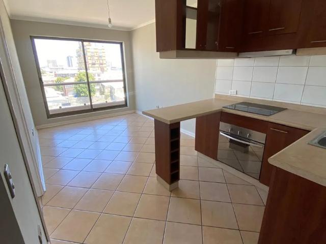 Arriendo excelente departamento centrico en colo colo