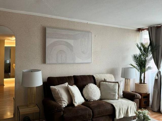 Arriendo excelente departamento en barrio residencial