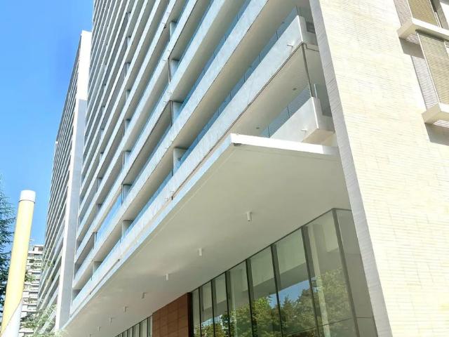 Arriendo excelente depto amoblado el golf las condes