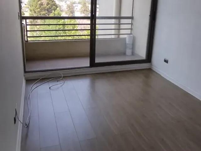 Arriendo Excelente Dpto, 2 Dormitorios Y Estacionamiento