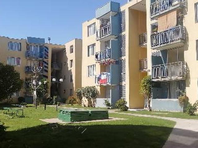 Arriendo gran depto. 3/d en Condominio Privado