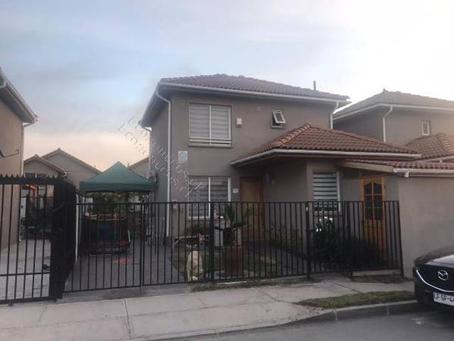 Arriendo Hermosa Casa