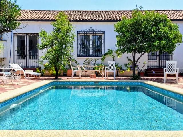 Arriendo Hermosa Casa Con Gran Terreno En Ñuñoa
