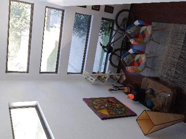Arriendo Hermosa casa pleno centro con piscina sin corredor