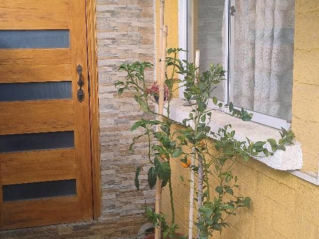 Arriendo linda casa en barrio residencial