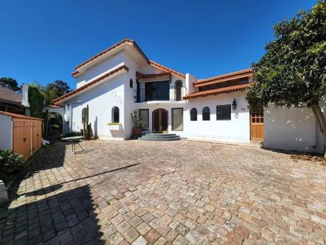 ARRIENDO LINDA CASA JARDIN DEL MAR