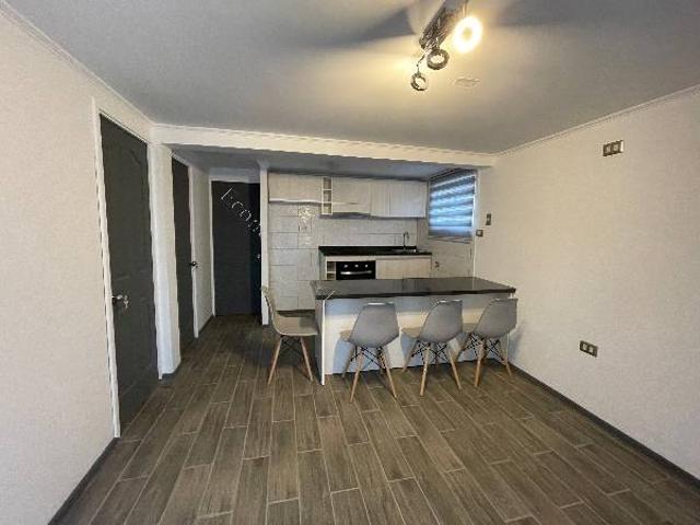 Arriendo lindo departamento interior