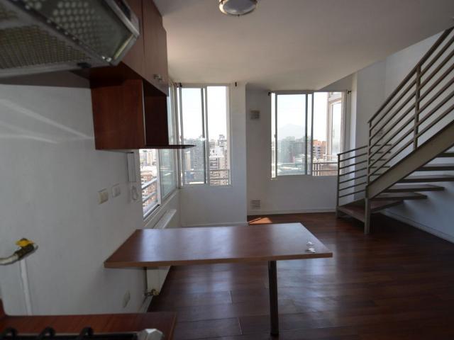 Arriendo Moderno Loft en Pleno Centro de Santiago