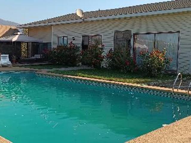 Arriendo Parcela con Casa Amoblada,Limache