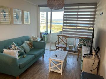 Arriendo permanente frente al mar Los Molles DP 3D+1B+E