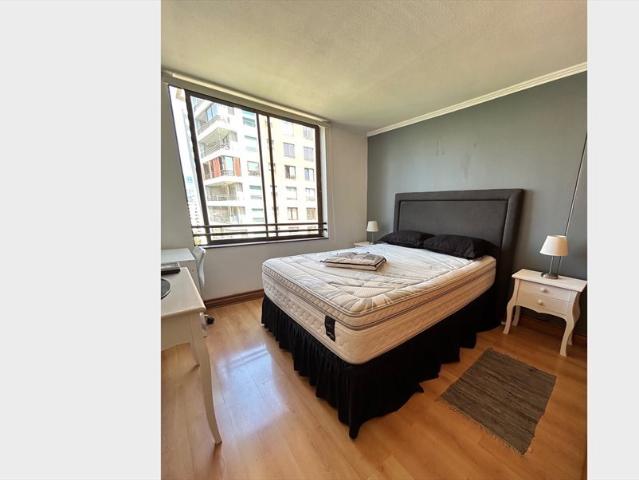 ARRiENDO PIEZA EN LAS CONDES 10 DE 10! Con baño privado