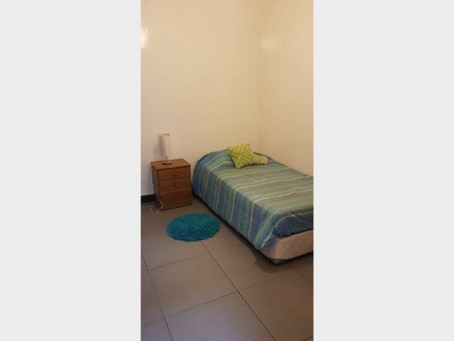 Arriendo Pieza Mediana Barrio República