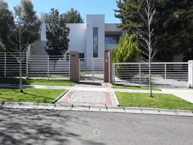 Arriendo Preciosa Casa