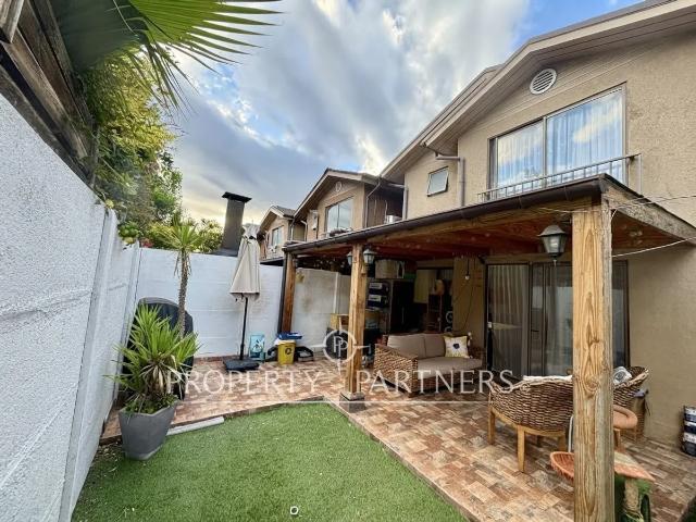Arriendo Preciosa E Impecable Casa En Huechuraba