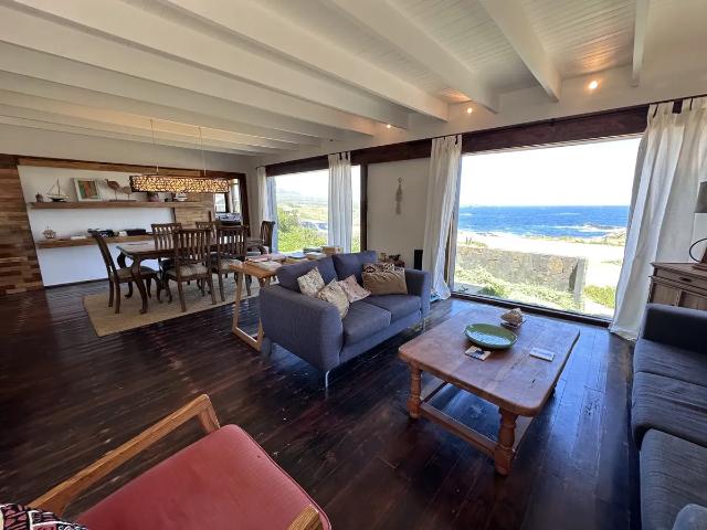 Arriendo Primera Fila Al Mar Linda Casa En Pichidangui