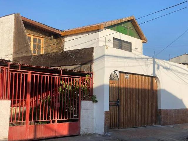 Arrieno segundo piso independiente casa grande
