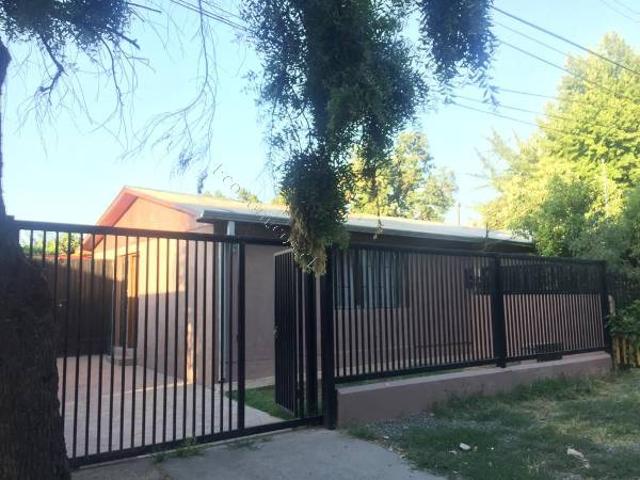 Arrirndo casa en Poblacion Guaquilllo