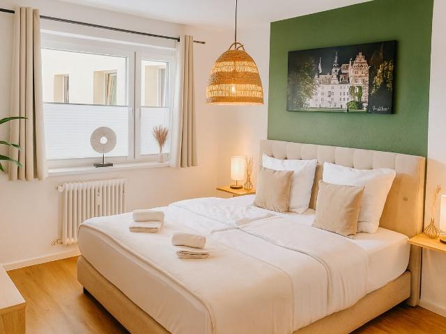Arrive. Feel at home. Be at home. Parking, box spring beds, massage chair, fast Wi Fi, city center, Wolfsburg Amsterdam Apartments for Rent