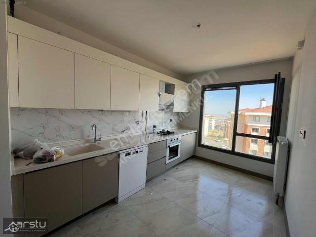 Arstu Gayrimenkul Furkan'dan İnderede Kiralık Daire