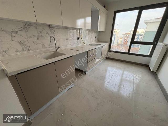 Arstu Gm Zahide'den İndere Tokide Kiralık Daire
