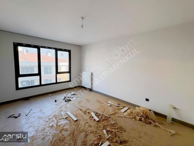 Arstu Gm Emrecan'dan İnderede Satılık Daire