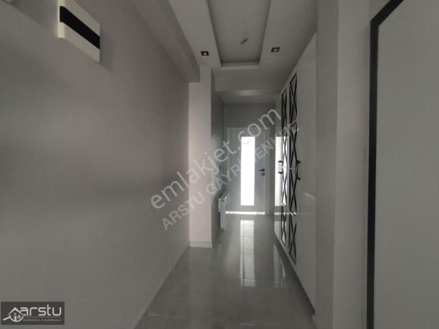 Arstu Gm Güzün Den Mehmetakif Yeni Yönetmelik Kiralık 4+1 Daire