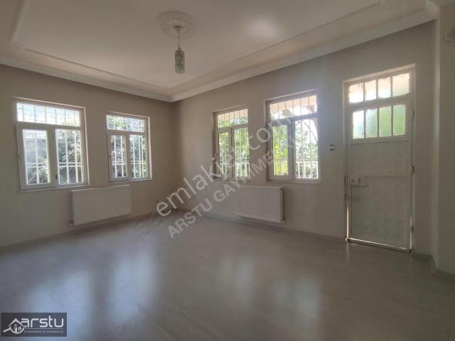 Arstu Gm Güzün Den Yeşilyurt Da Kiralık Müstakil Daire