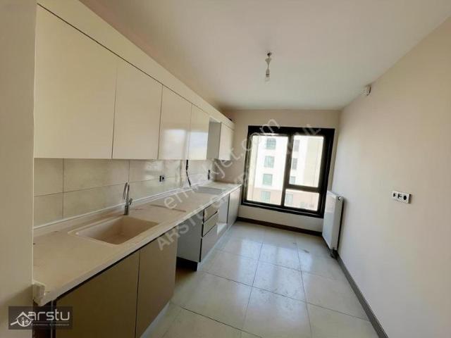 Arstu Gm. Haliseden İnderede Kiralık Ara Kat