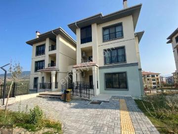 Arsuz, Hatay, Akdeniz Bölgesi - Depo, Balkon