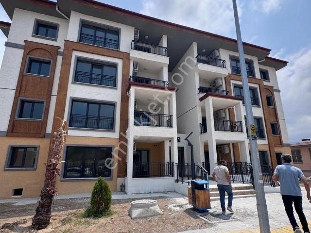 Arsuz Büyükdere Toki'de Denize Çok Yakın Kiralık 3+1 Daire