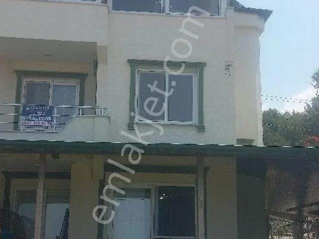 Arsuz Güleryüz Sitesinde Denize Sıfır Kiralık Villa