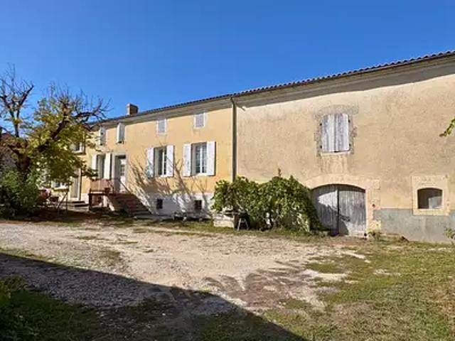 Ars 16130 Achat / Vente maison 7 pièces t7 jardin