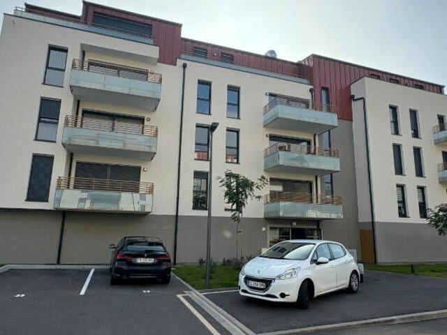 ARS SUR MOSELLE F2 RESIDENCE NEUVE CUISINE EQUIPEE PARKING