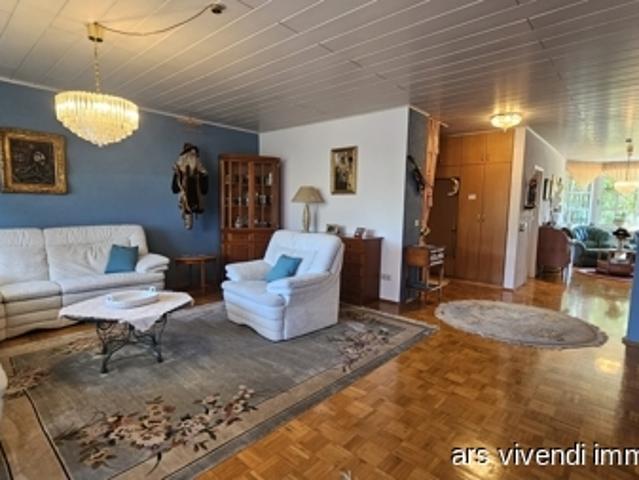 Ars Vivendi Immobilien: Perfekt fürs Alter! Erdgeschoss und alles direkt vor der Tür!