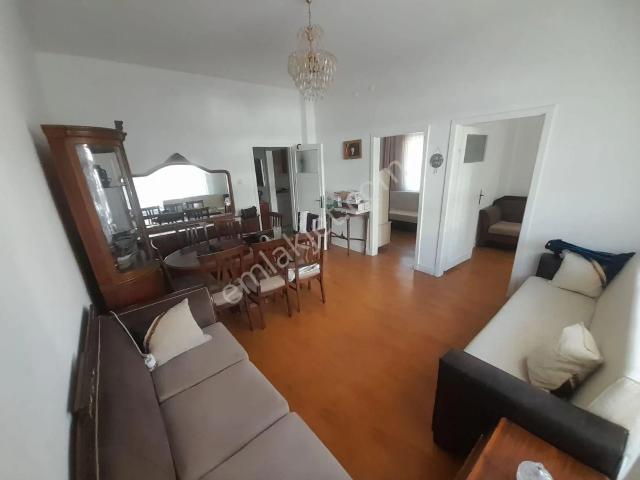 Arslan Emlak'tan 3+1 Yüksek Giriş Temiz Yapılı Kiralık Daire!
